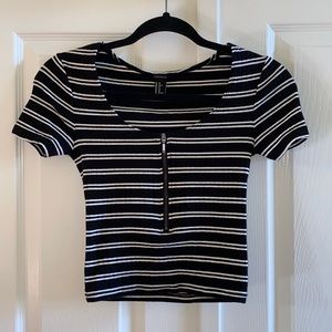 NWOT Black and White Stripe Zip Ribbed T-Shirt